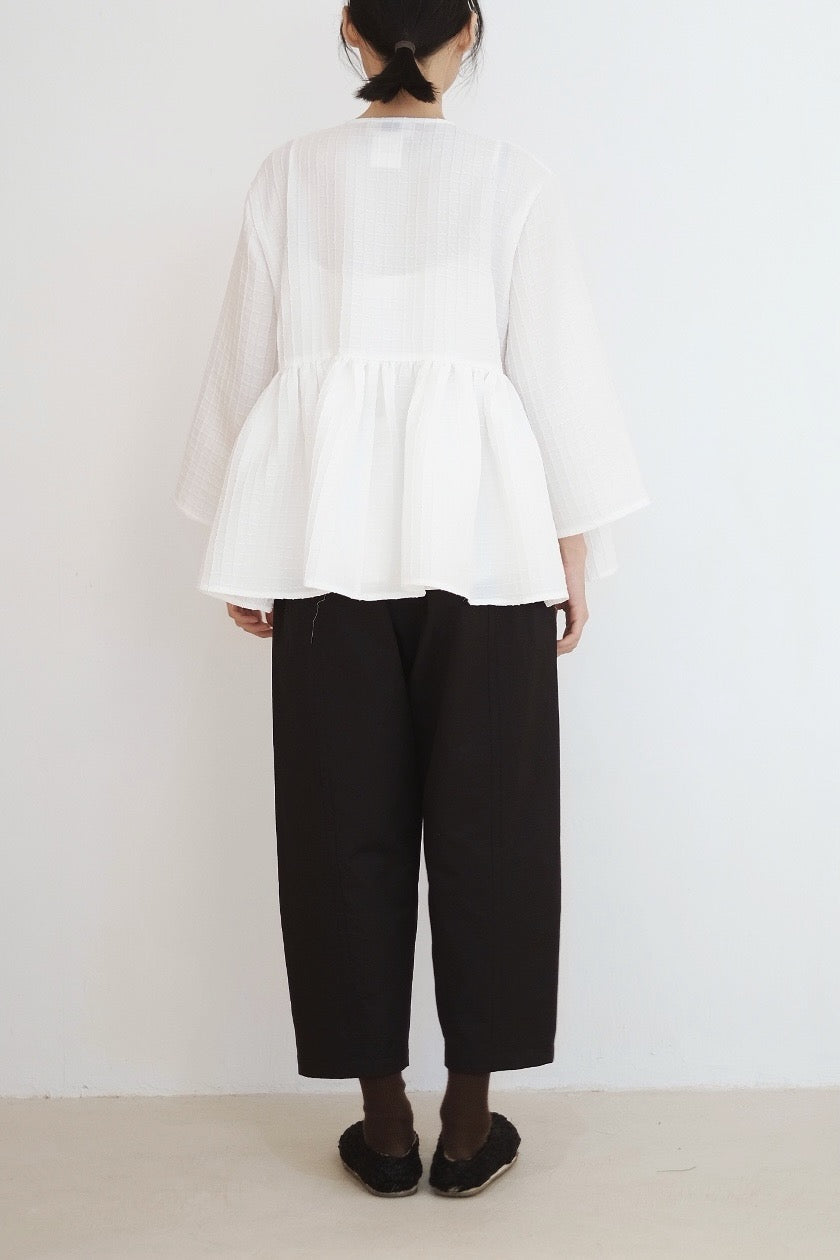 KĒKI LAYER BLOUSES WITH STRAPPING