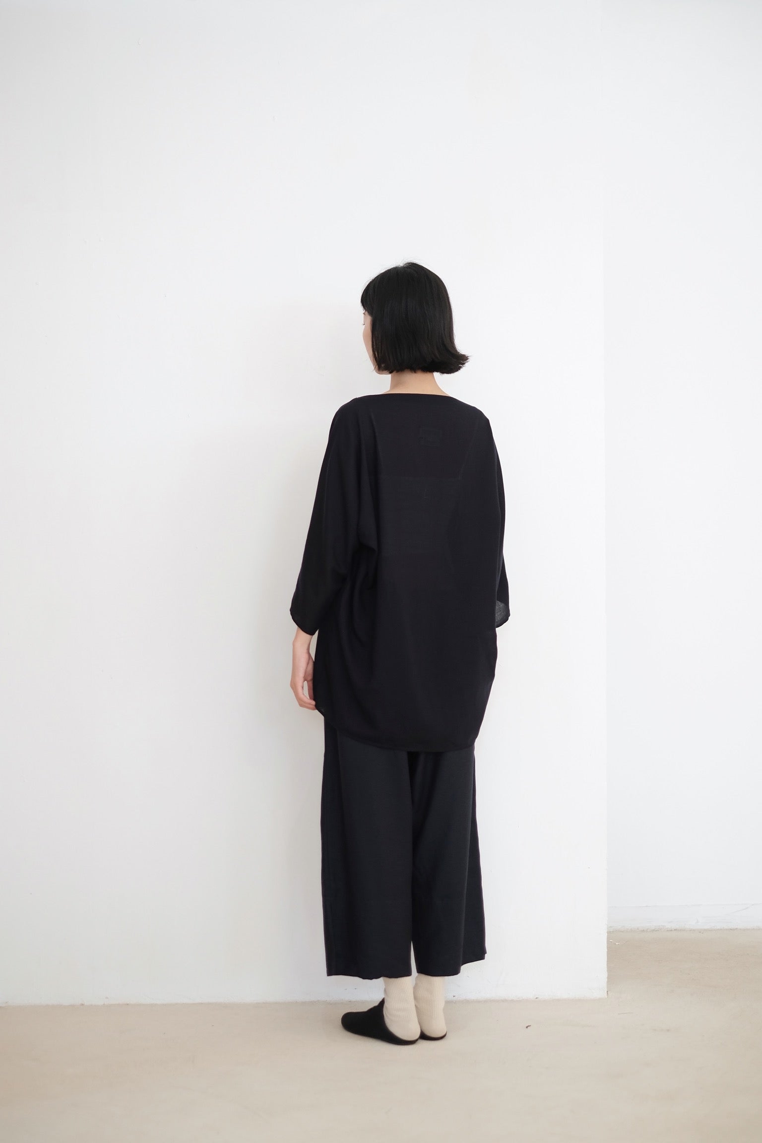 SHIMIZU MIDI TOP (NAVY)(PRE-ORDER)