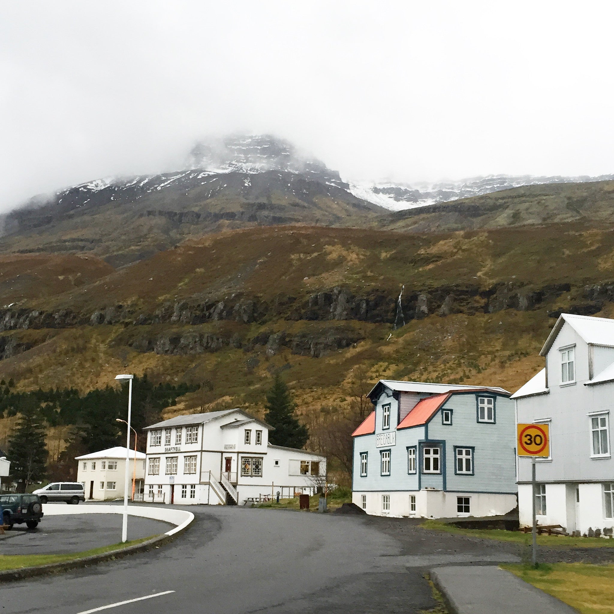 We love Iceland | we share our lovely life for free