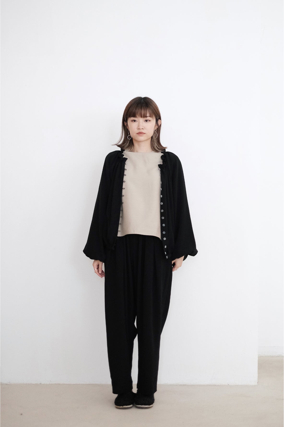 SHIORI PANTS (BLACK)