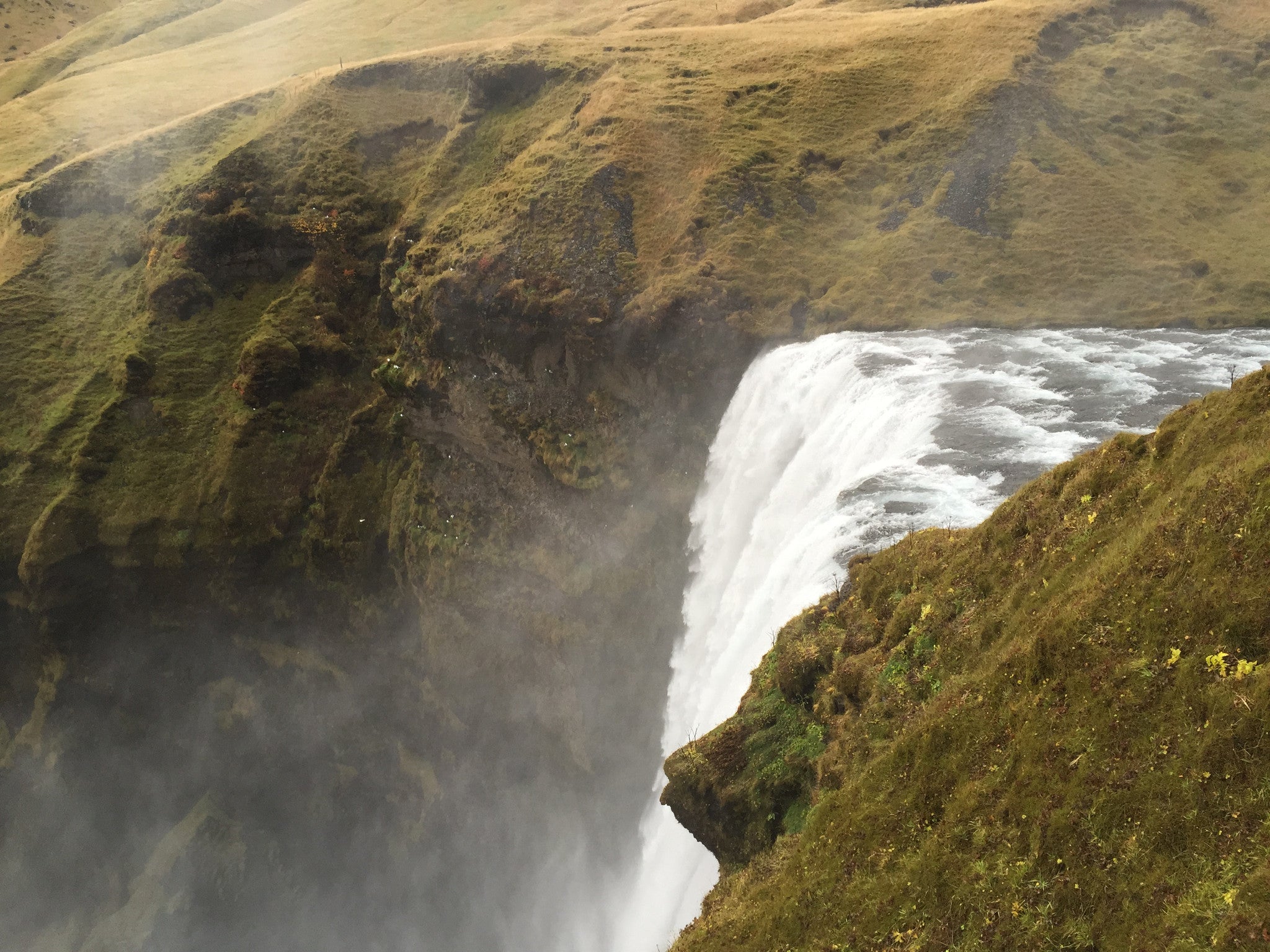 We love Iceland | we share our lovely life for free