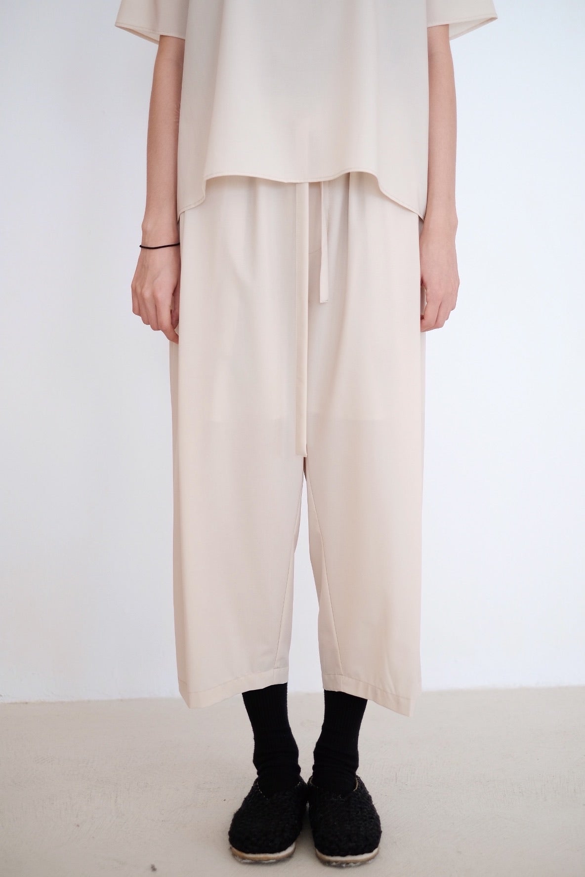 CARLI PANTS (CREAM)