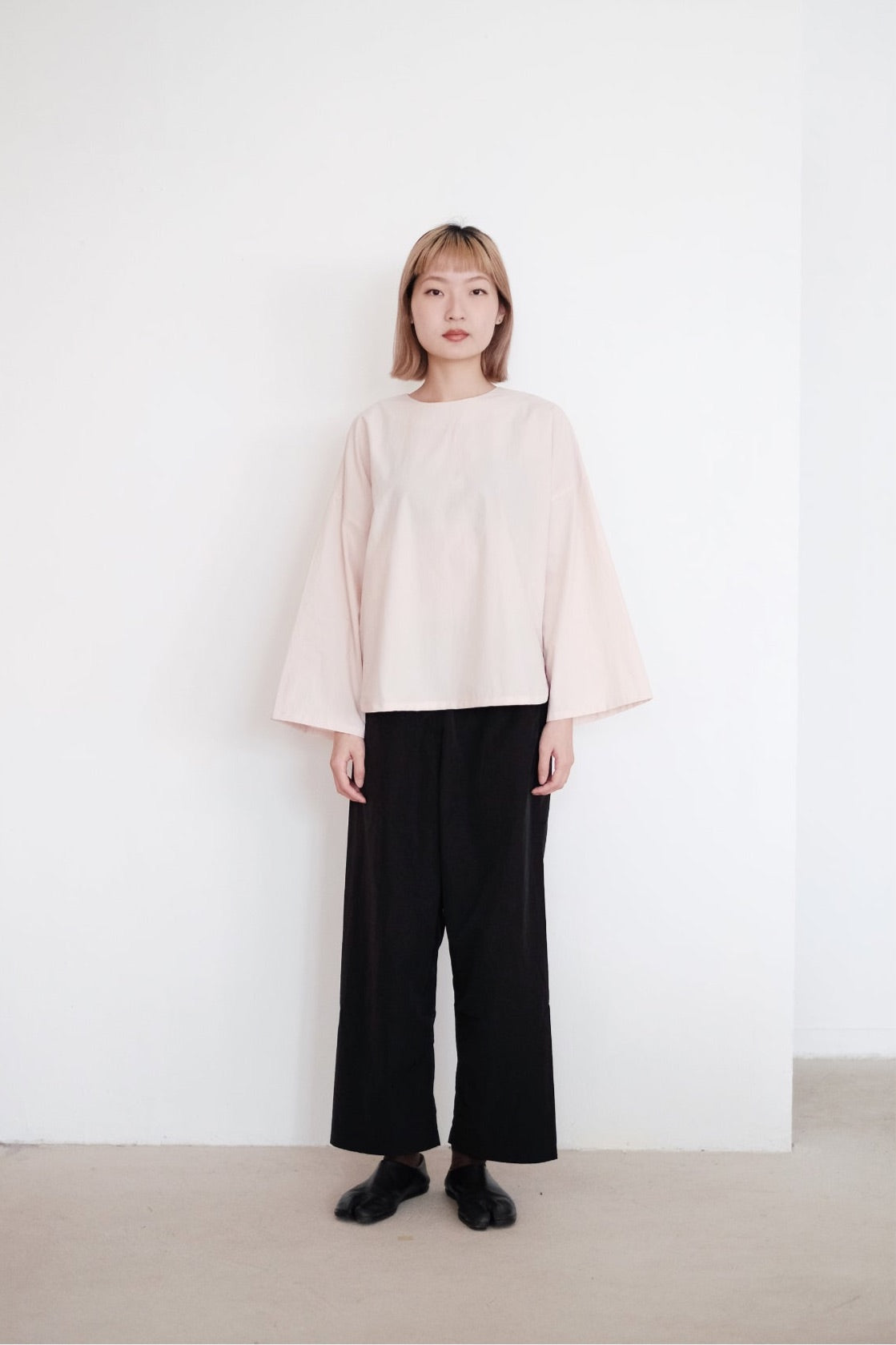 ELLIOTT BLOUSE (PEACH)