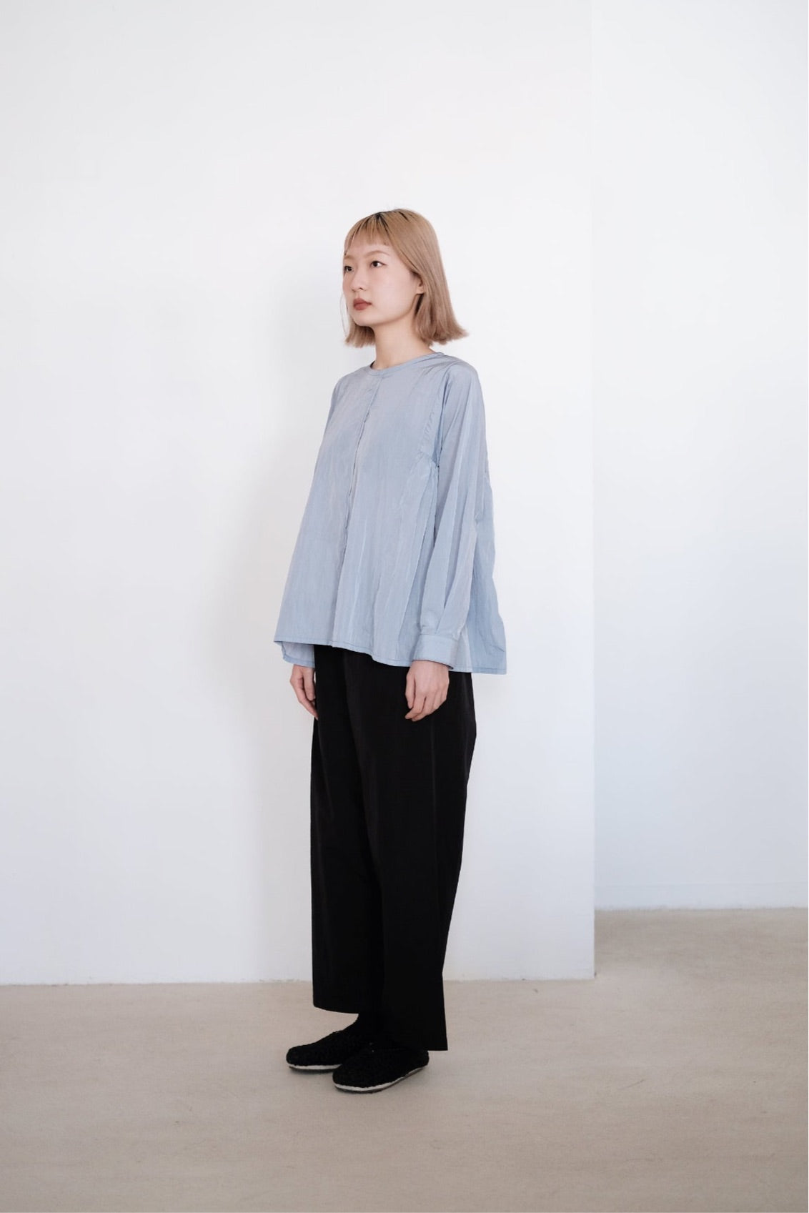 CARLOTTA BLOUSE (LIGHT BLUE)